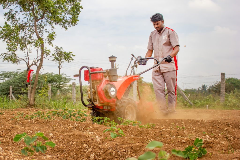 Criteria for choosing the right Weeder for your farmland – Sharp Garuda